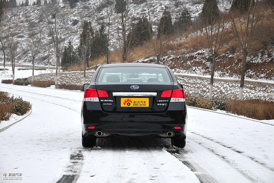 2010款新力狮2.5GT豪华版外观