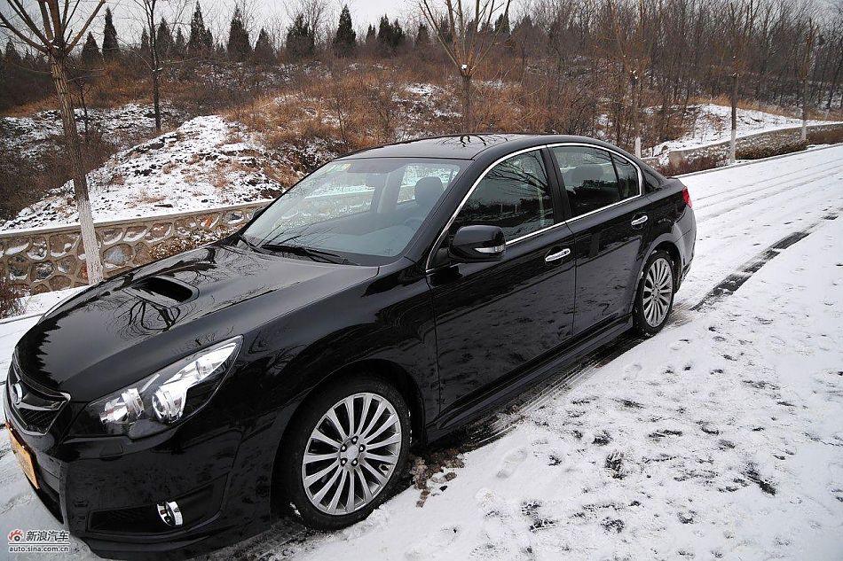 2010款新力狮2.5GT豪华版外观