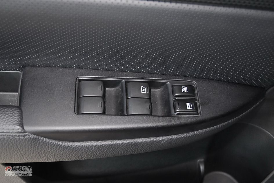 2010款力狮到店实拍