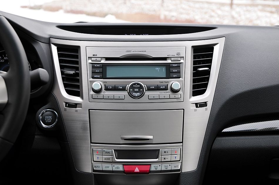 2010款新力狮2.5GT豪华版内饰