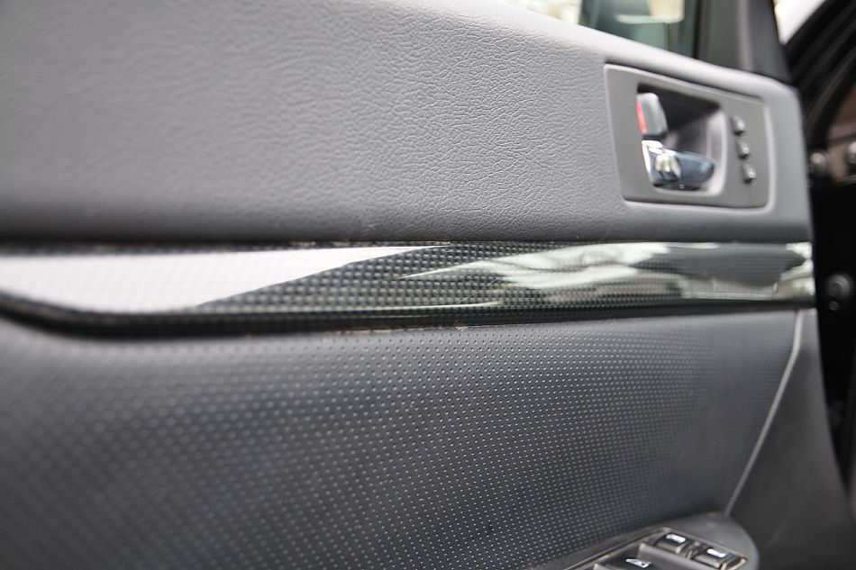 2010款新力狮2.5GT豪华版内饰