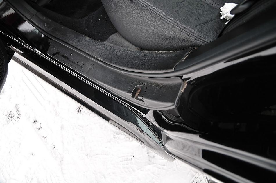 2010款新力狮2.5GT豪华版内饰