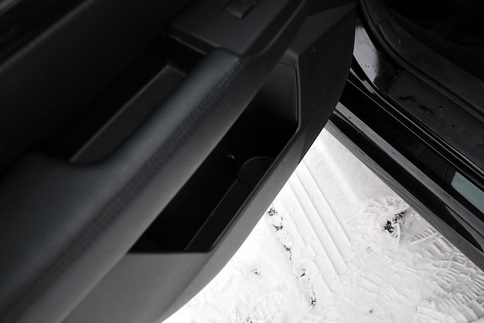 2010款新力狮2.5GT豪华版内饰