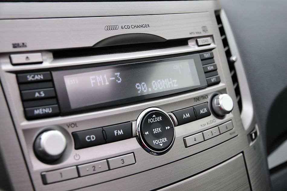 2010款新力狮2.5GT豪华版内饰