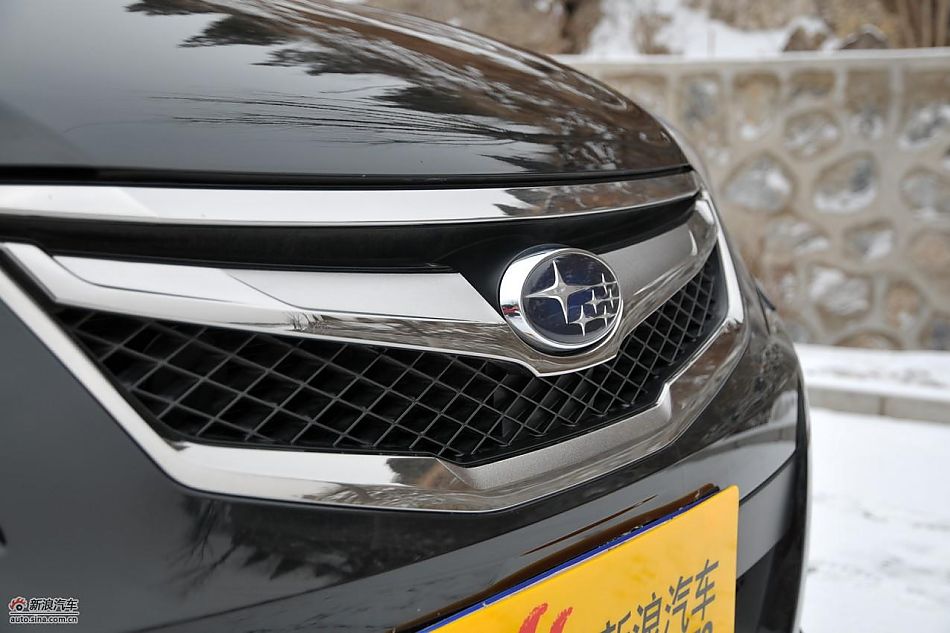 2010款新力狮2.5GT豪华版外观