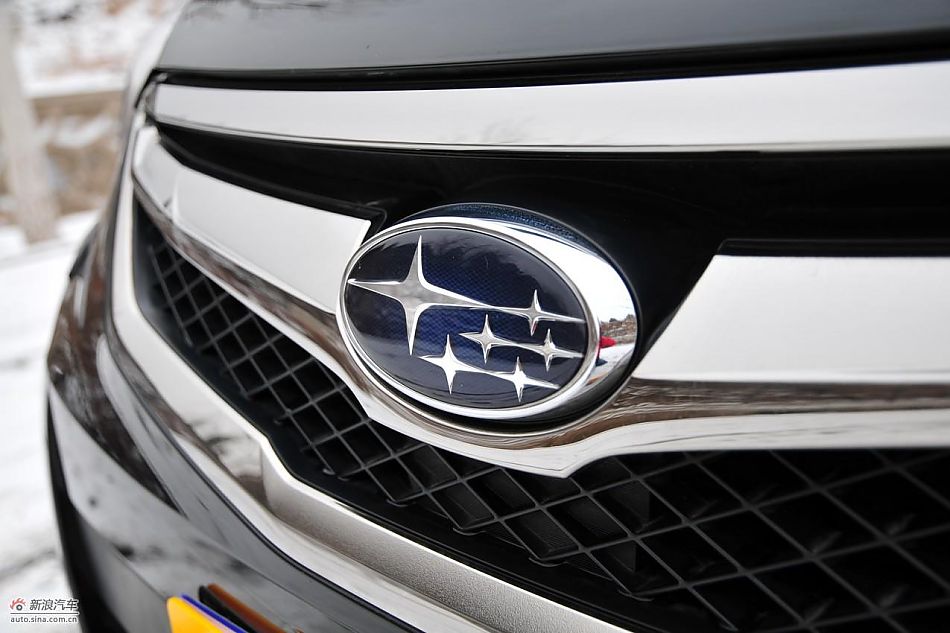 2010款新力狮2.5GT豪华版外观