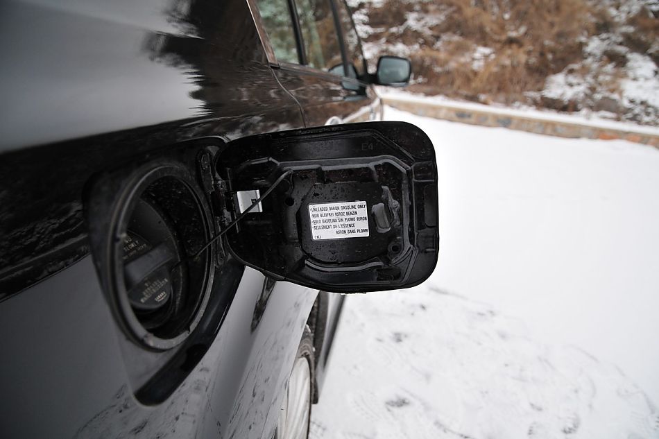 2010款新力狮2.5GT豪华版内饰