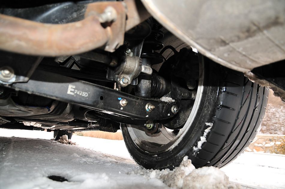 2010款新力狮2.5GT豪华版细节实拍