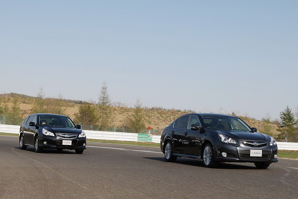 试驾斯巴鲁新力狮