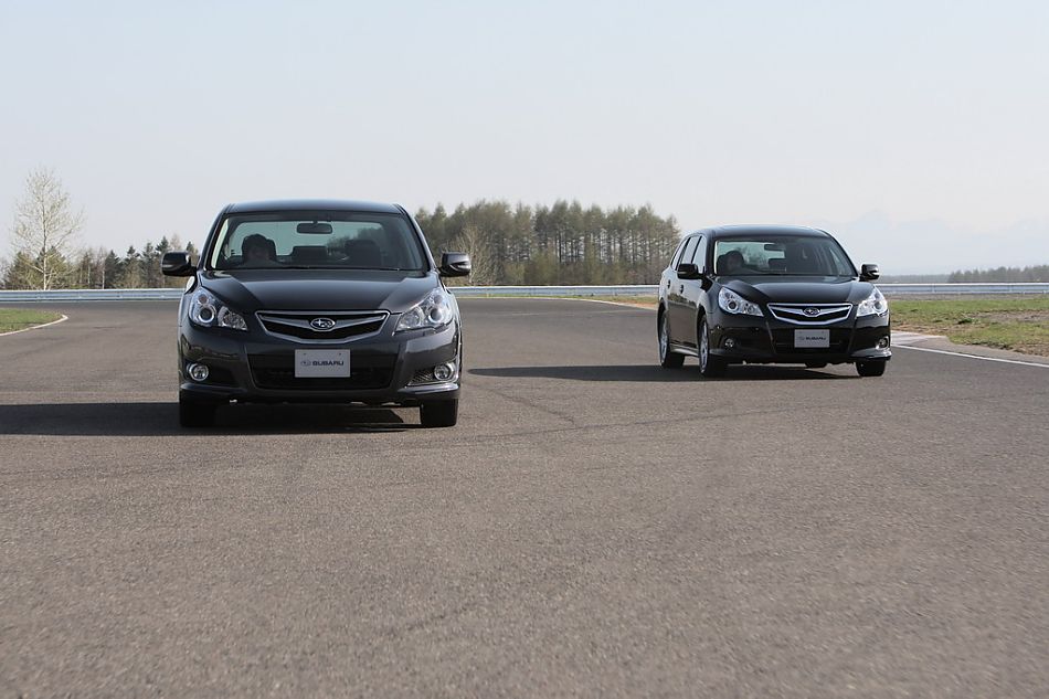 试驾斯巴鲁新力狮