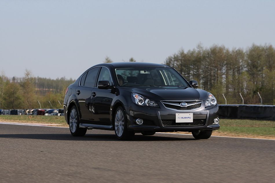 试驾斯巴鲁新力狮