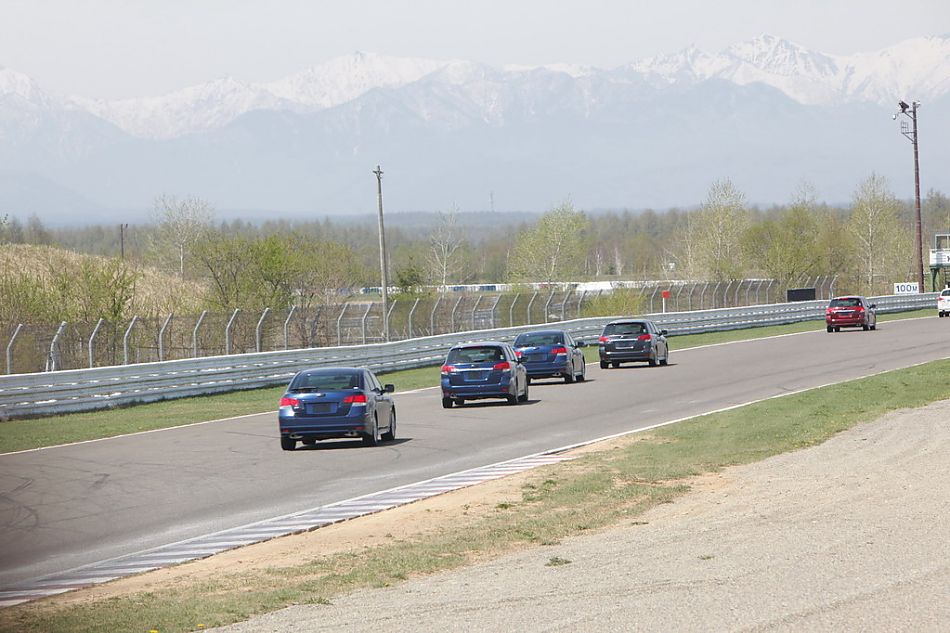 试驾斯巴鲁新力狮