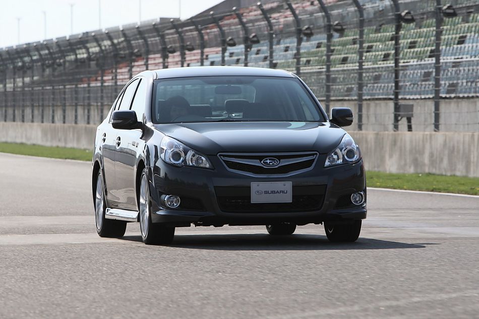 试驾斯巴鲁新力狮