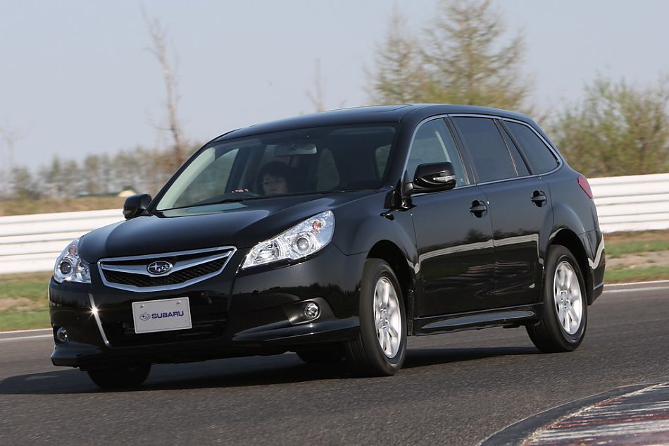 试驾斯巴鲁新力狮