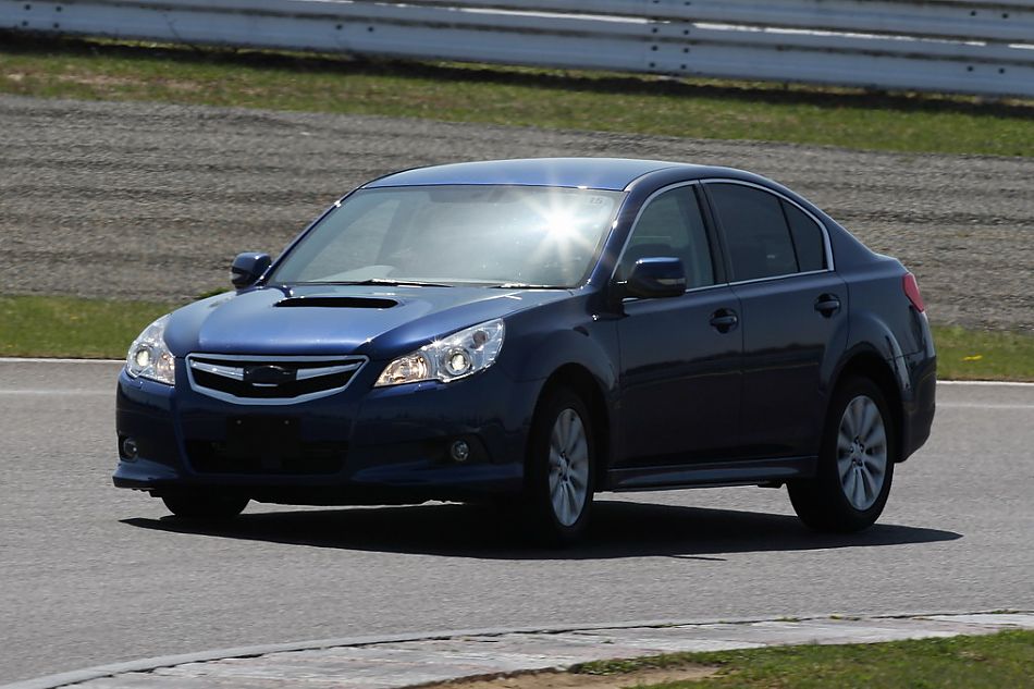 试驾斯巴鲁新力狮