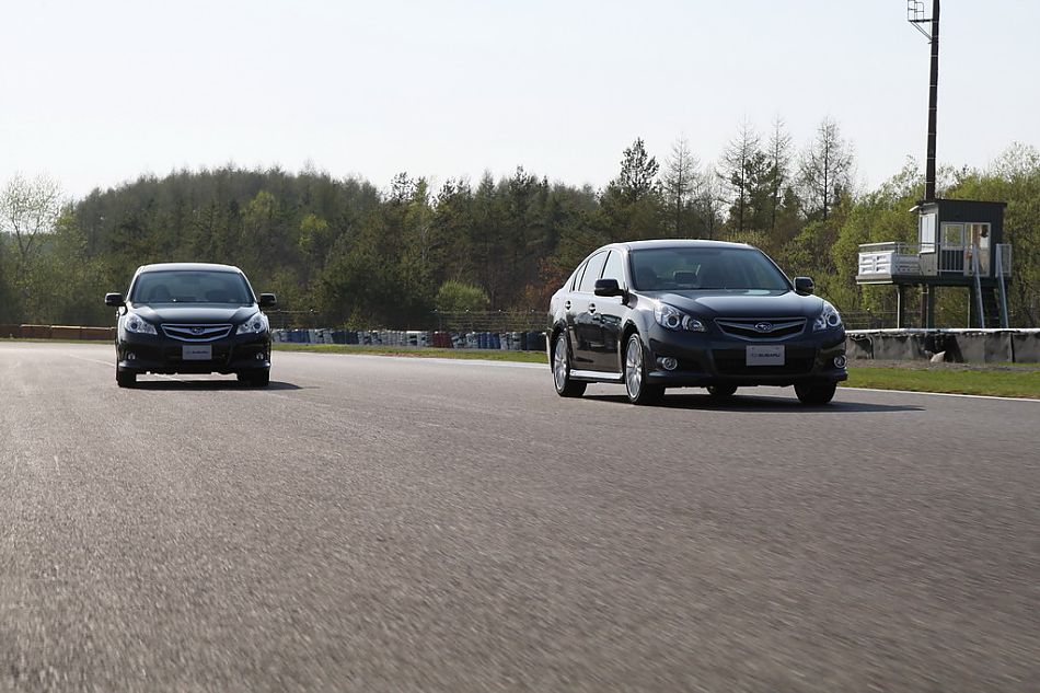 试驾斯巴鲁新力狮