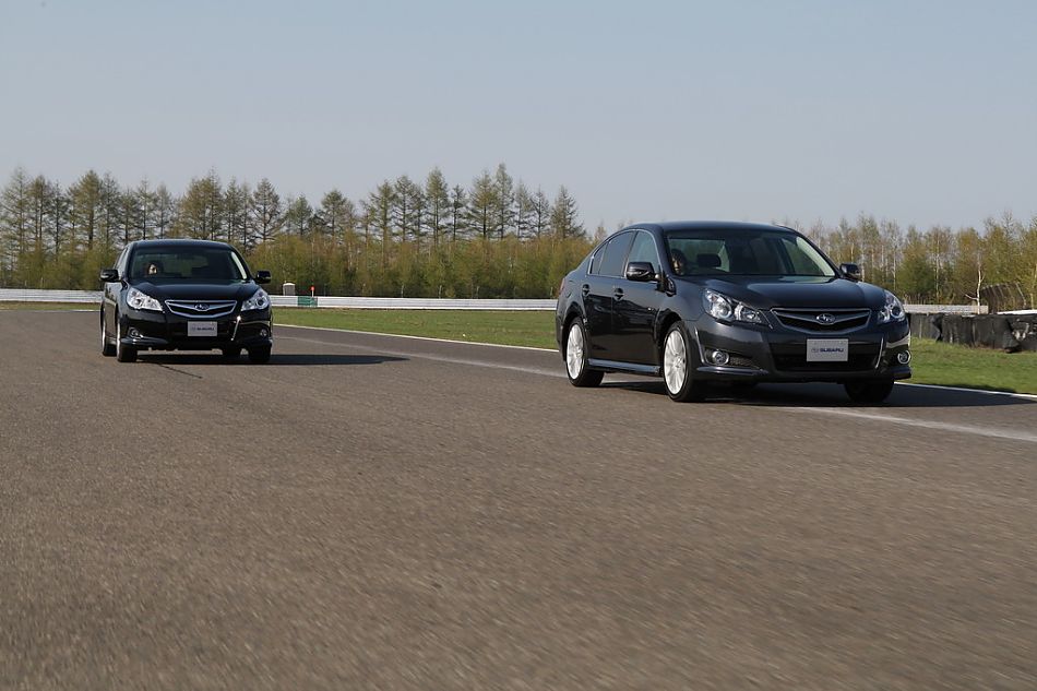 试驾斯巴鲁新力狮