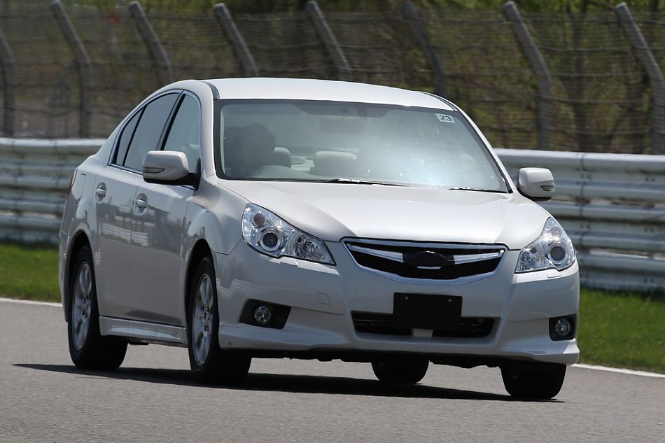 试驾斯巴鲁新力狮