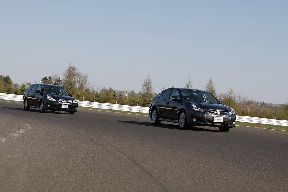 试驾斯巴鲁新力狮