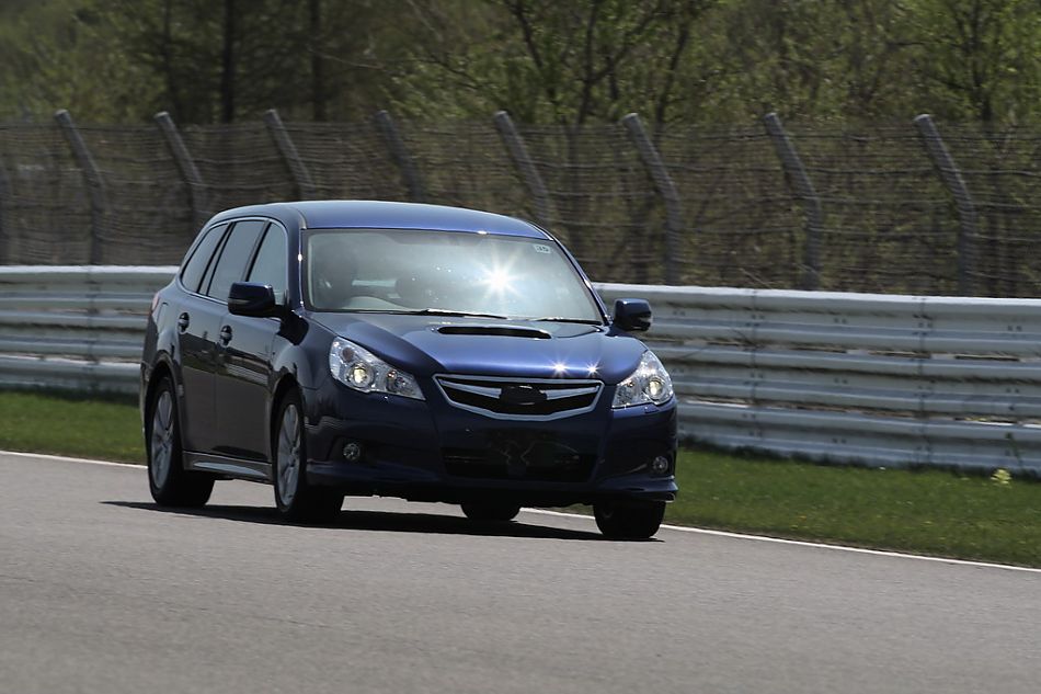 试驾斯巴鲁新力狮