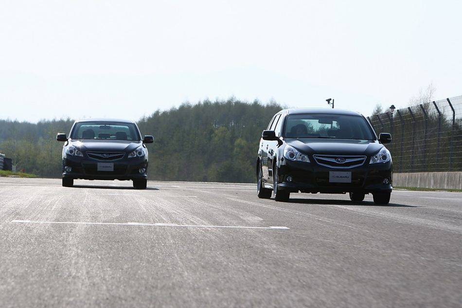 试驾斯巴鲁新力狮