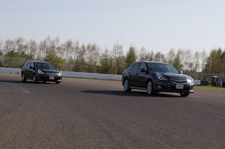 试驾斯巴鲁新力狮