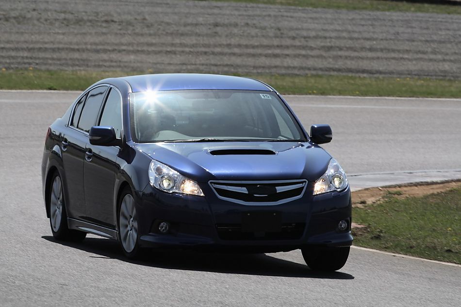 试驾斯巴鲁新力狮