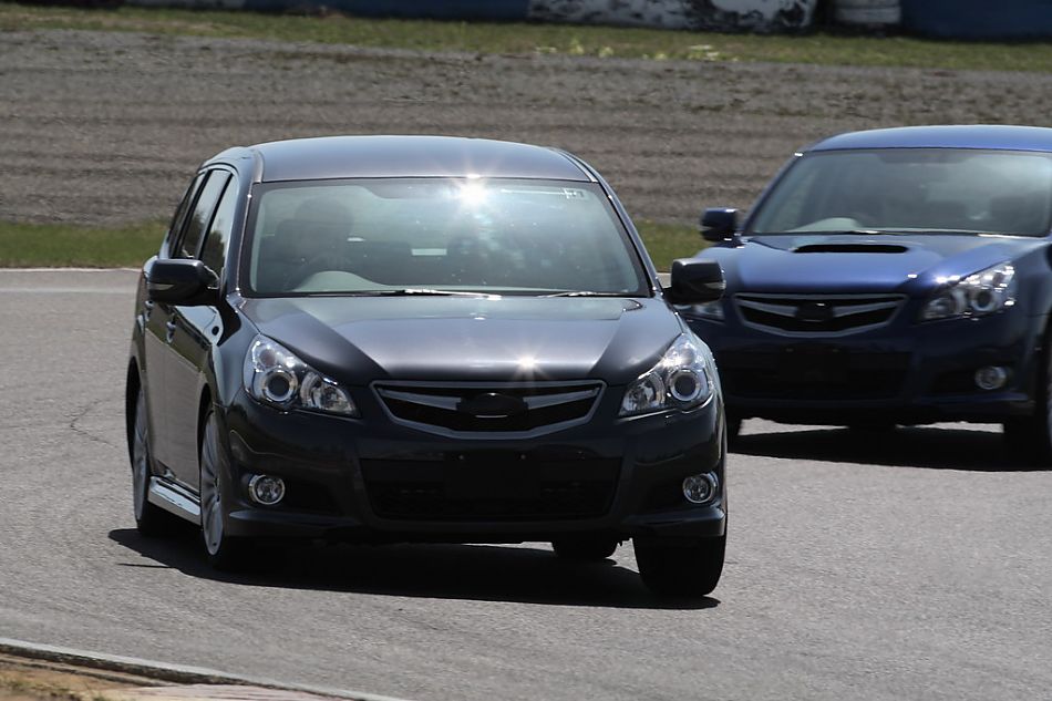 试驾斯巴鲁新力狮