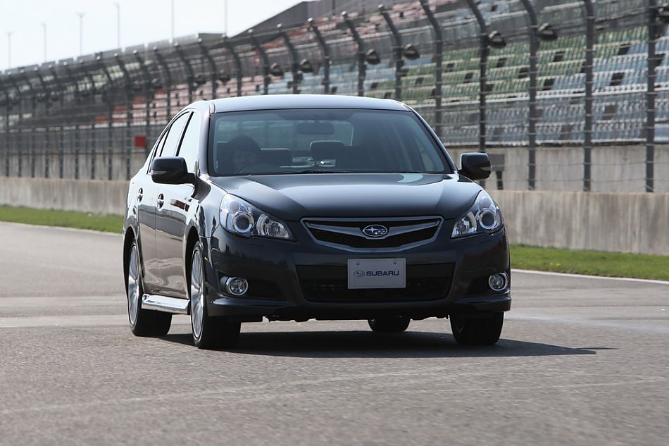 试驾斯巴鲁新力狮