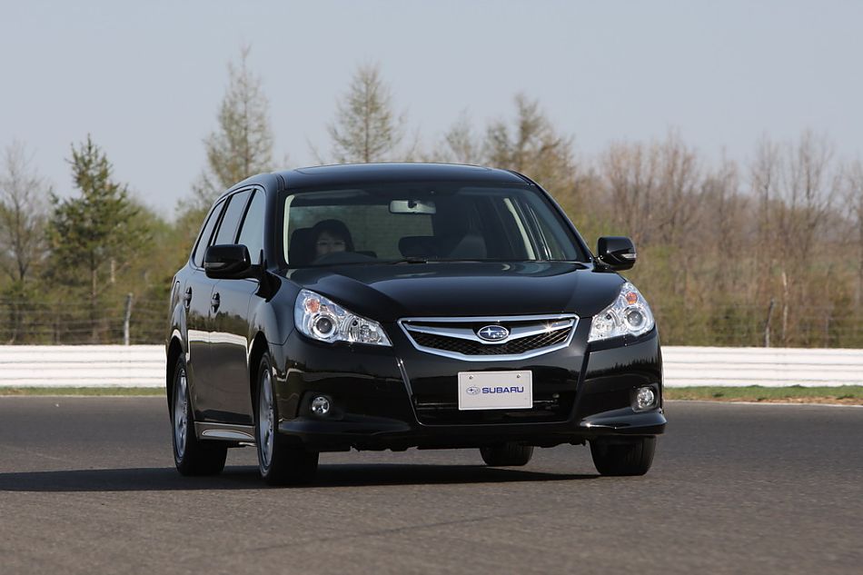 试驾斯巴鲁新力狮