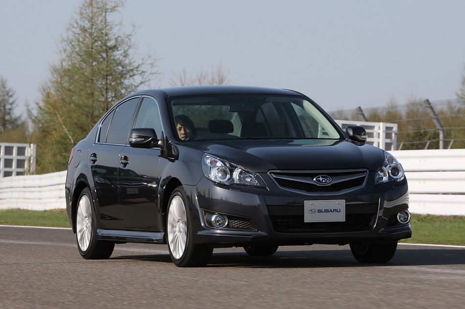 试驾斯巴鲁新力狮