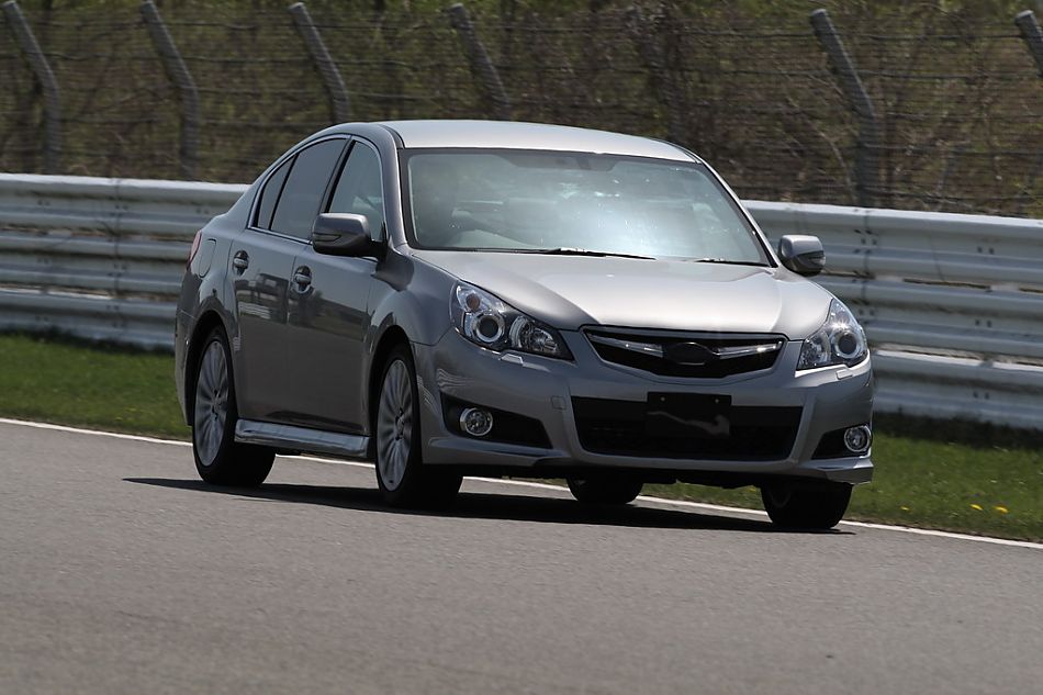 试驾斯巴鲁新力狮