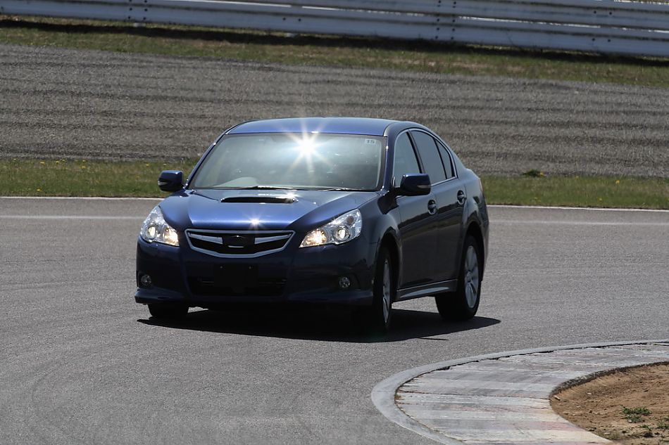 试驾斯巴鲁新力狮