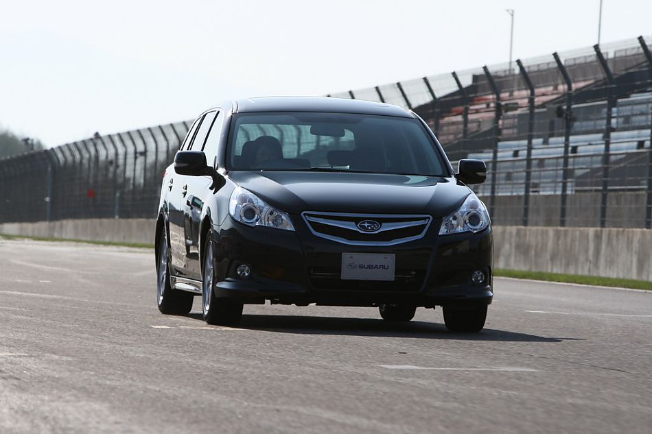 试驾斯巴鲁新力狮