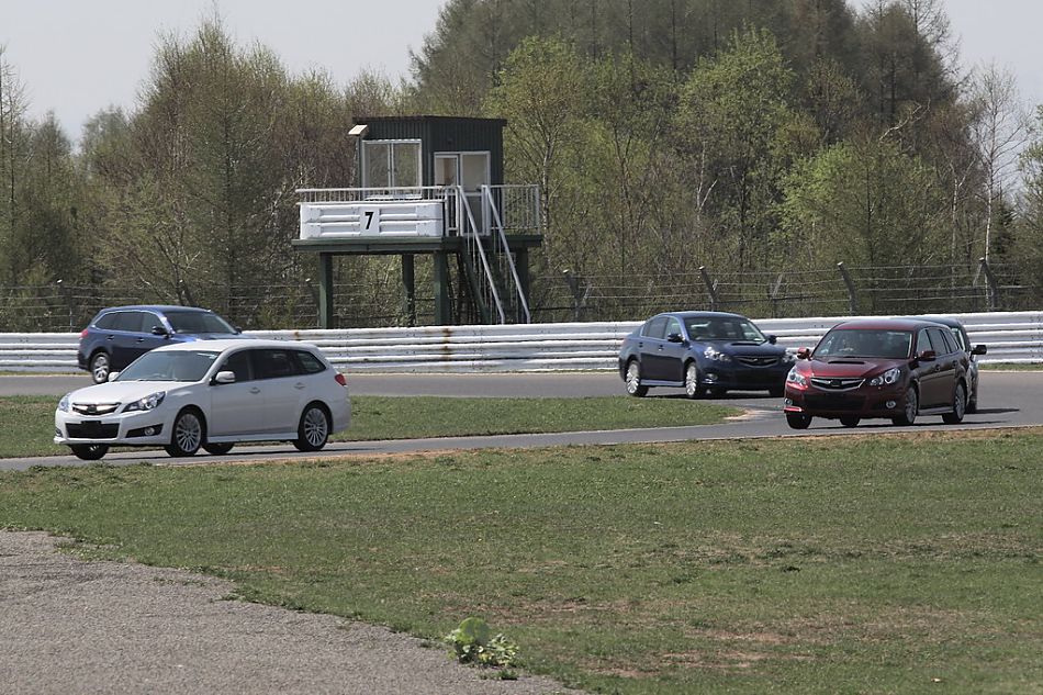 试驾斯巴鲁新力狮