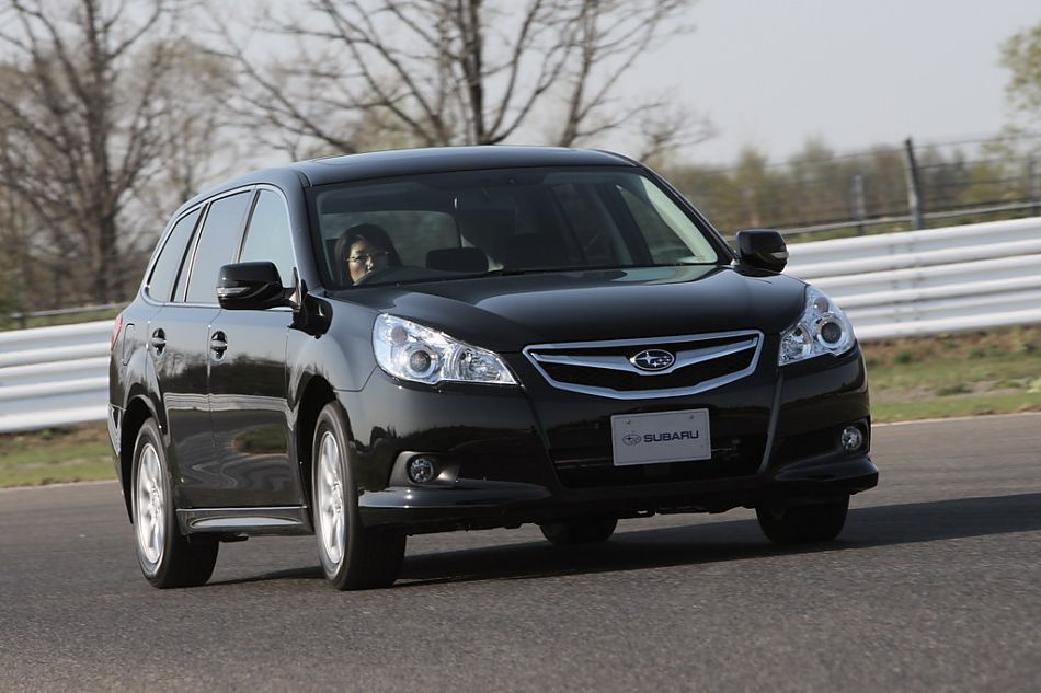 试驾斯巴鲁新力狮