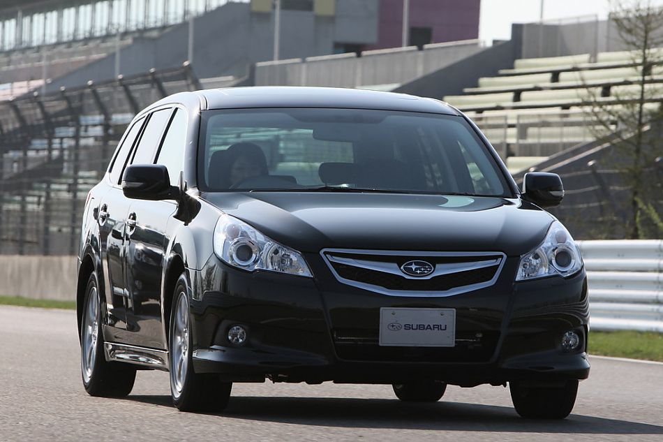 试驾斯巴鲁新力狮