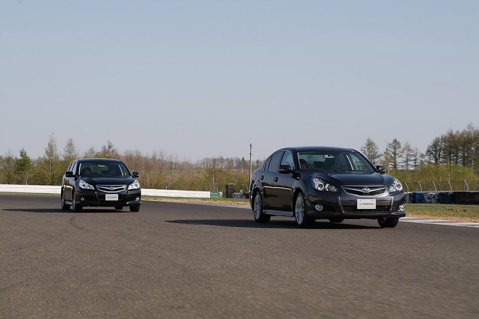 试驾斯巴鲁新力狮