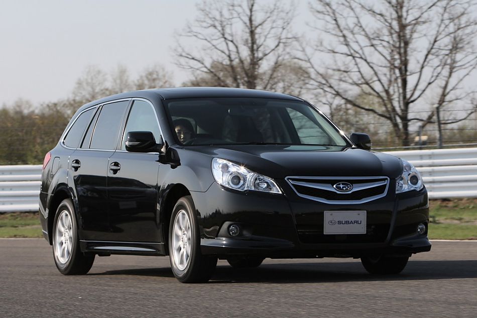 试驾斯巴鲁新力狮