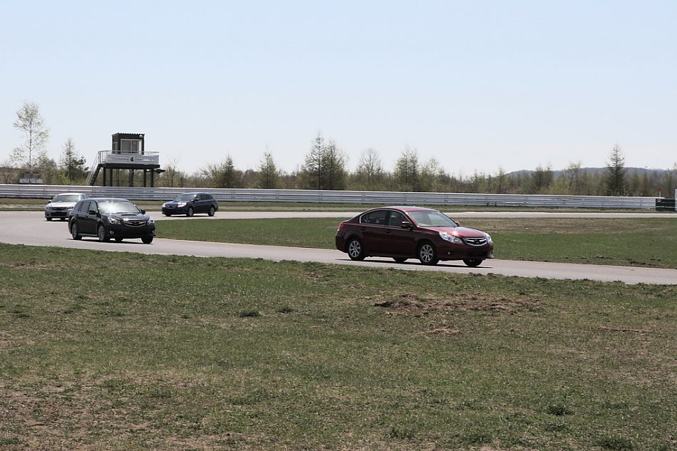 试驾斯巴鲁新力狮