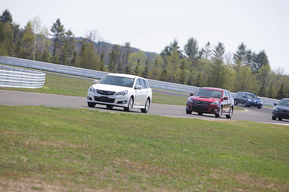 试驾斯巴鲁新力狮