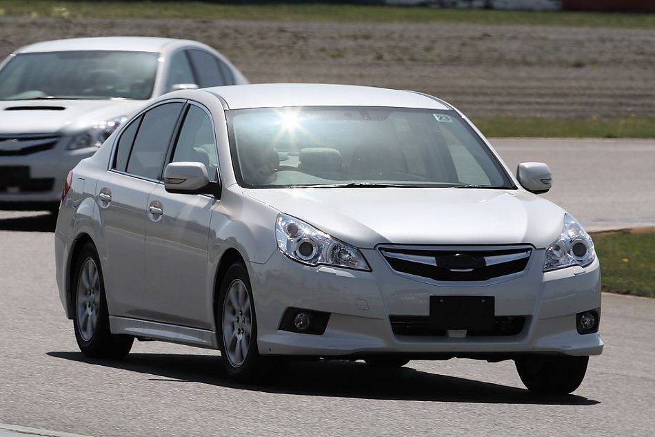 试驾斯巴鲁新力狮