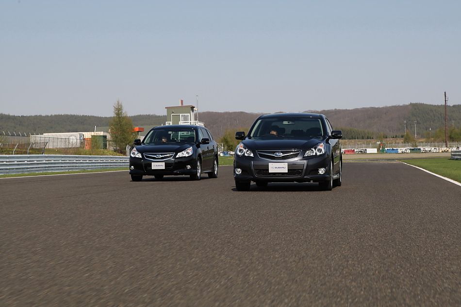 试驾斯巴鲁新力狮