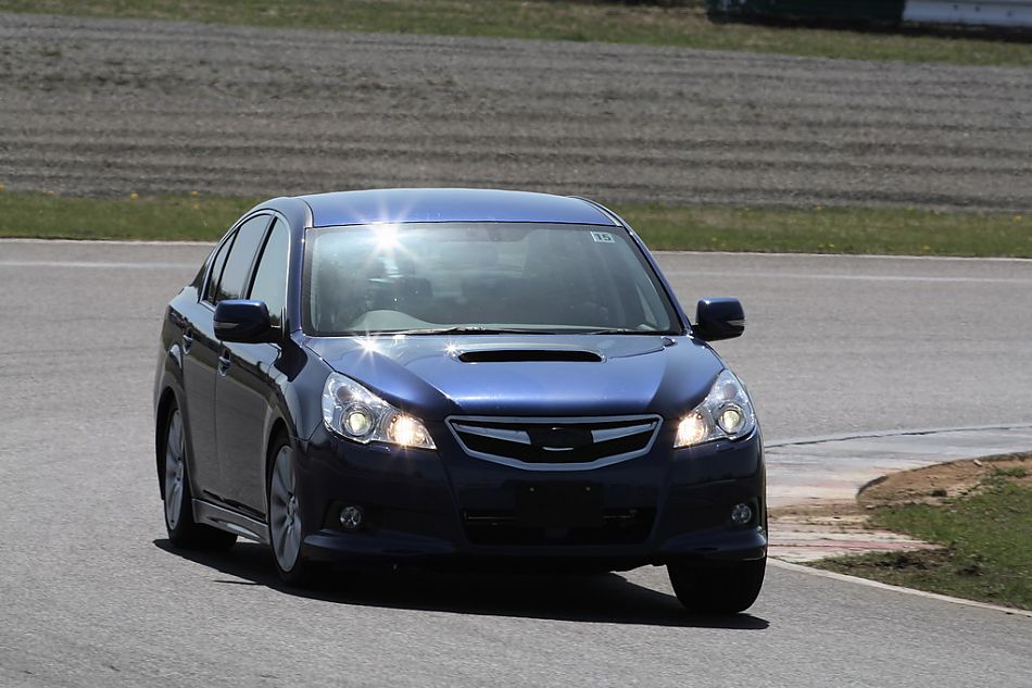 试驾斯巴鲁新力狮