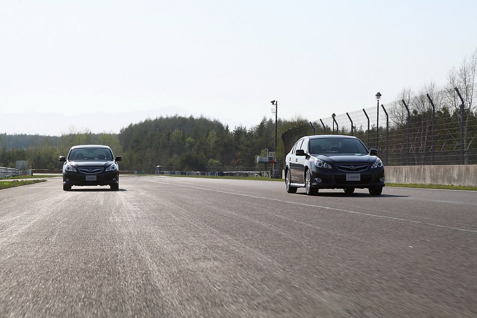 试驾斯巴鲁新力狮