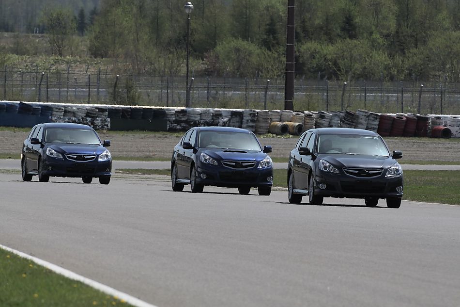 试驾斯巴鲁新力狮