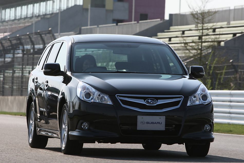 试驾斯巴鲁新力狮