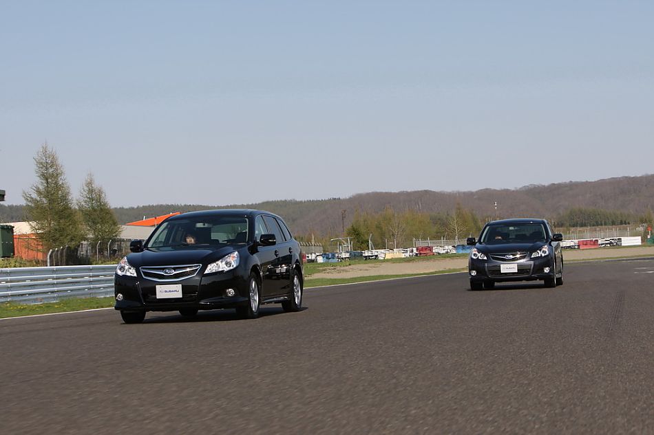 试驾斯巴鲁新力狮