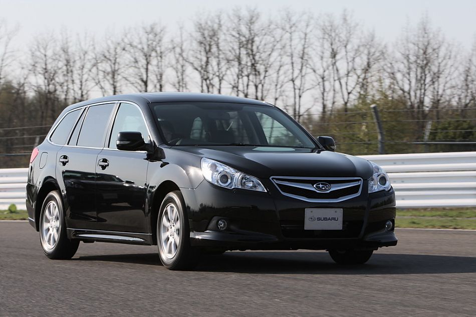 试驾斯巴鲁新力狮