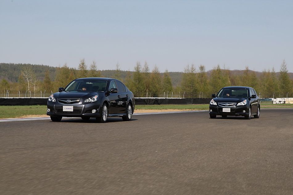 试驾斯巴鲁新力狮